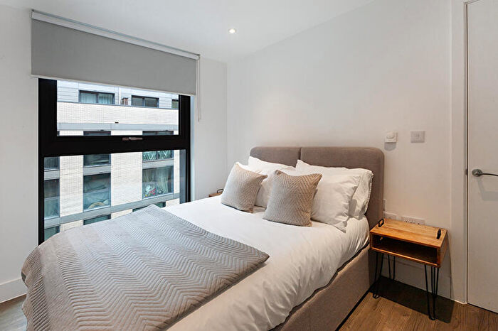 2 Bedroom Apartment To Rent In Hawkins & George, Bristol Bristol, BS1
