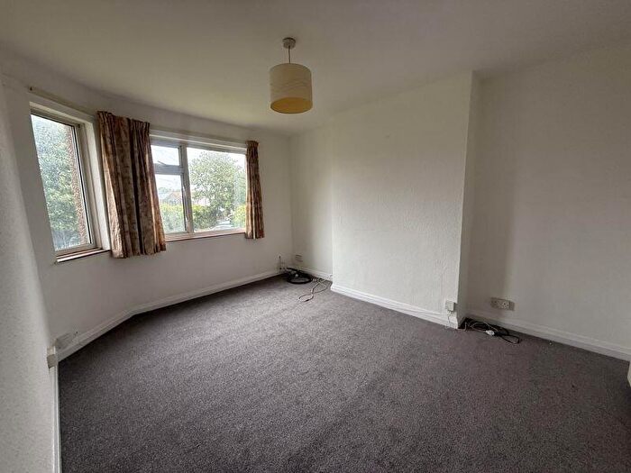 2 Bedroom Flat To Rent In Highfield Gardens, Bognor Regis, PO22