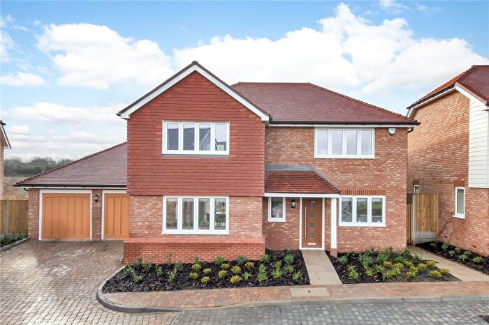 4 Bedroom Detached House For Sale In Egerton Nursery, Lambs Close, Hextable, Kent, BR8