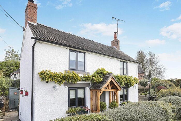 3 Bedroom Detached House For Sale In The Leys, Whiston, Stoke-on-trent, ST10