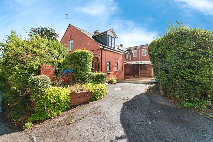 7 Bedroom Detached House For Sale In Pinncourt Lane, Exeter, EX1