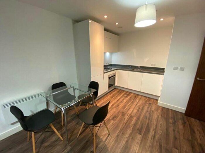1 Bedroom Flat To Rent In Broad Street, Birmingham, West Midlands, B15