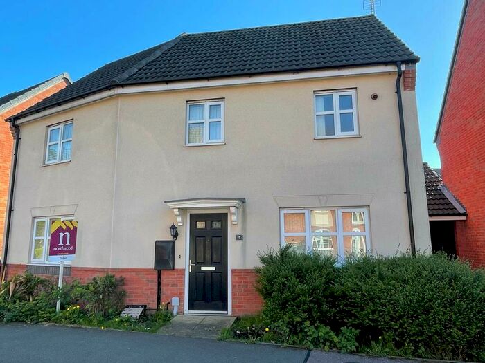 3 Bedroom Link Detached House To Rent In Girton Way, Mickleover, Derby, DE3