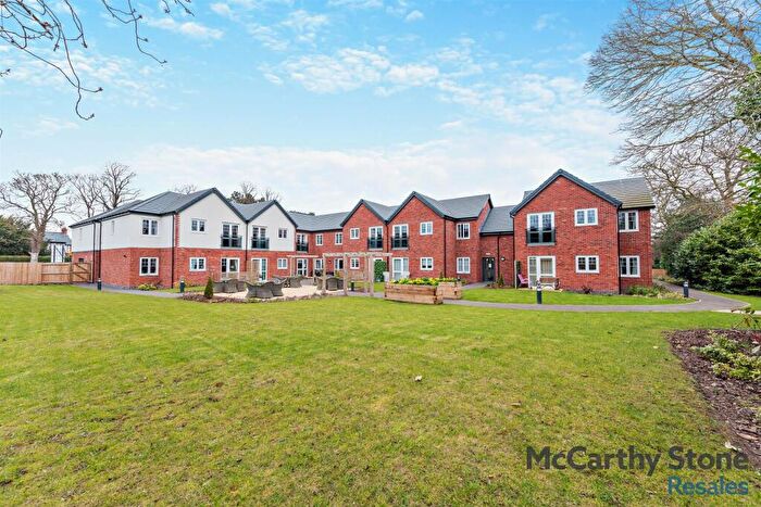 1 Bedroom Apartment For Sale In Symonds Grange, Hooton Road, Willaston, Neston, CH64