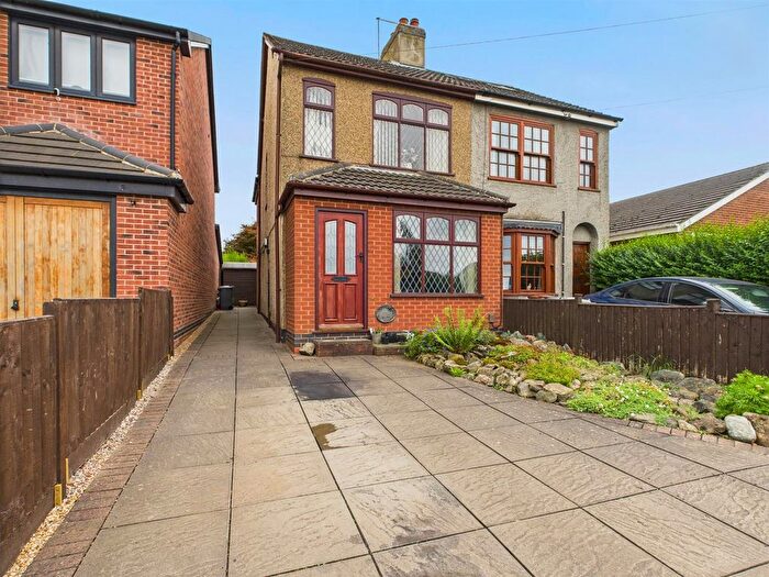 3 Bedroom Semi-Detached House For Sale In Whit Burn, Ibstock Road, Ellistown, LE67