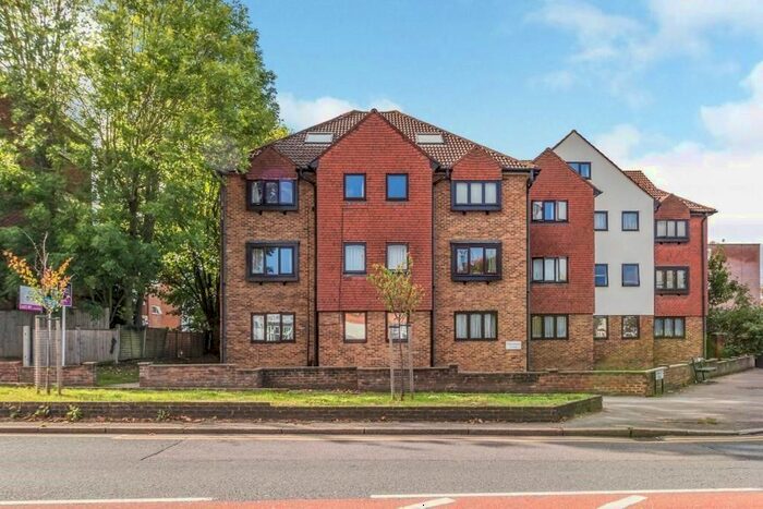 1 Bedroom Studio To Rent In Manor Road, Wallington, SM6