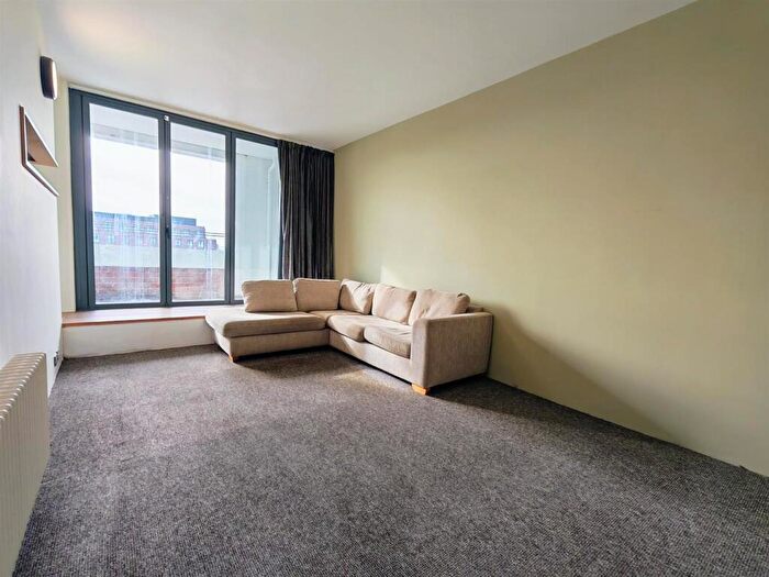 3 Bedroom Apartment To Rent In The Tea Factory, Wood Street, Liverpool, L1