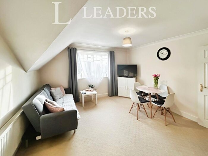 1 Bedroom Flat To Rent In Birchfield Road, Redditch, B97