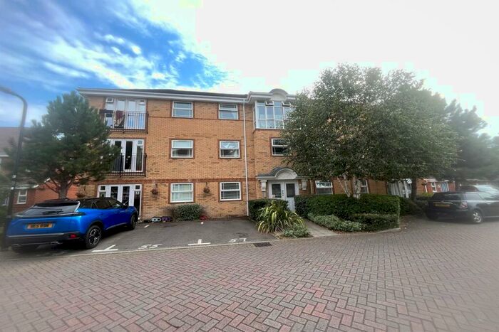 2 Bedroom Flat To Rent In Eastleigh, SO50