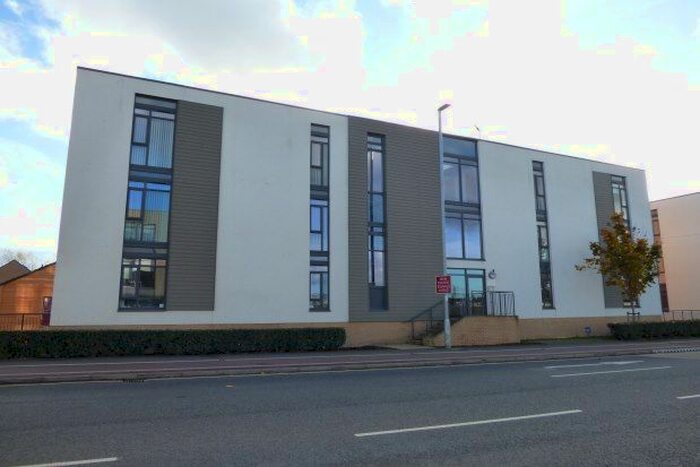 2 Bedroom Property To Rent In Firepool View, Taunton, TA1