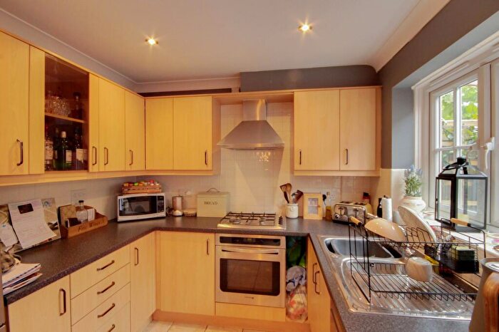 3 Bedroom Terraced House For Sale In Tanners Cross, Haywards Heath, RH16