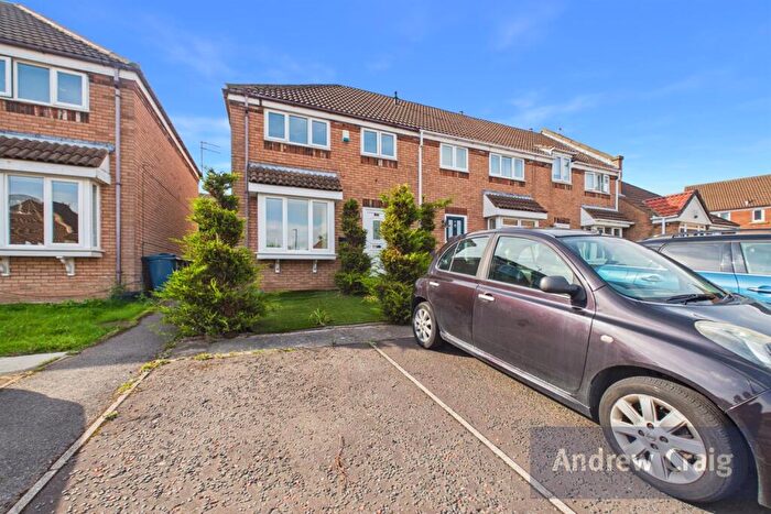 3 Bedroom Link Detached House For Sale In Lilburn Close, East Boldon, NE36