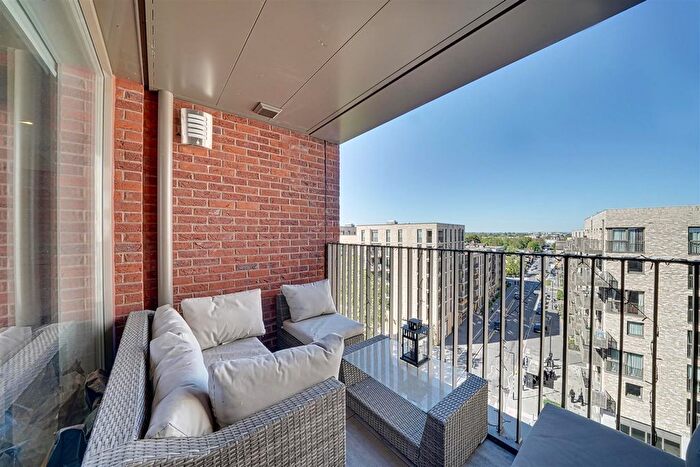 1 Bedroom Flat For Sale In Fairfield House, South Street, Enfield, EN3