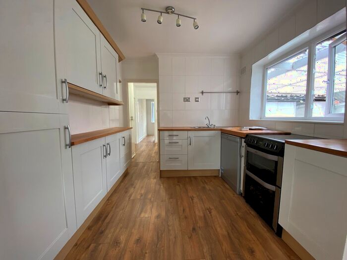 2 Bedroom Semi-Detached Bungalow For Sale In Brierley Road West, Manchester, M27
