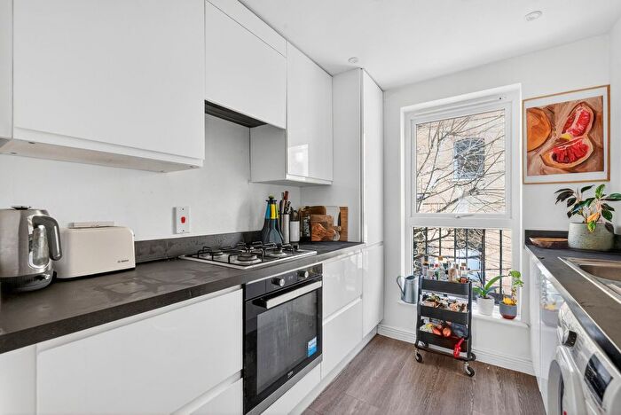 2 Bedroom Flat To Rent In Gainsford Street, Shad Thames, SE1