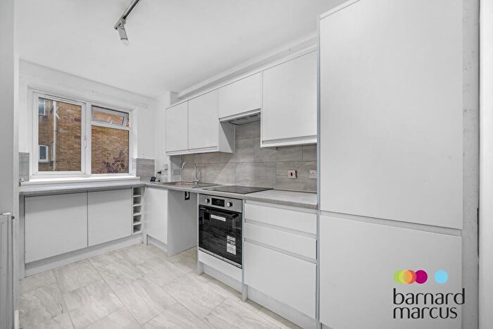 2 Bedroom Apartment To Rent In Shepherds Hill, Highgate, N6