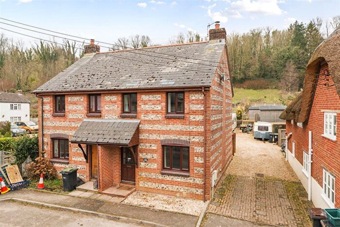 3 Bedroom Semi-Detached House For Sale In Piddletrenthide, Dorchester, DT2