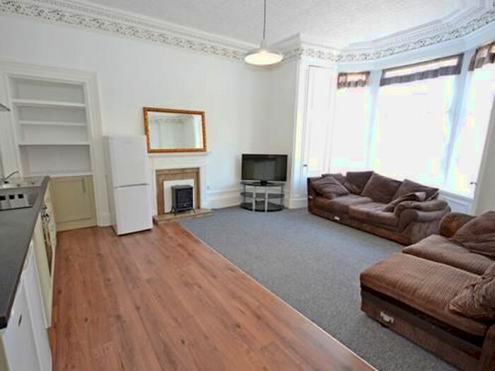 1 Bedroom Flat To Rent In Bellvue Apartments, Oban, PA34