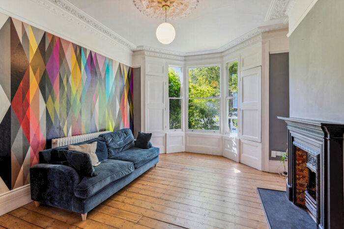3 Bedroom Flat To Rent In Brooke Road, Stoke Newington Central, N16