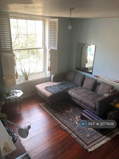 2 Bedroom Flat To Rent In Northbourne House, London, E5