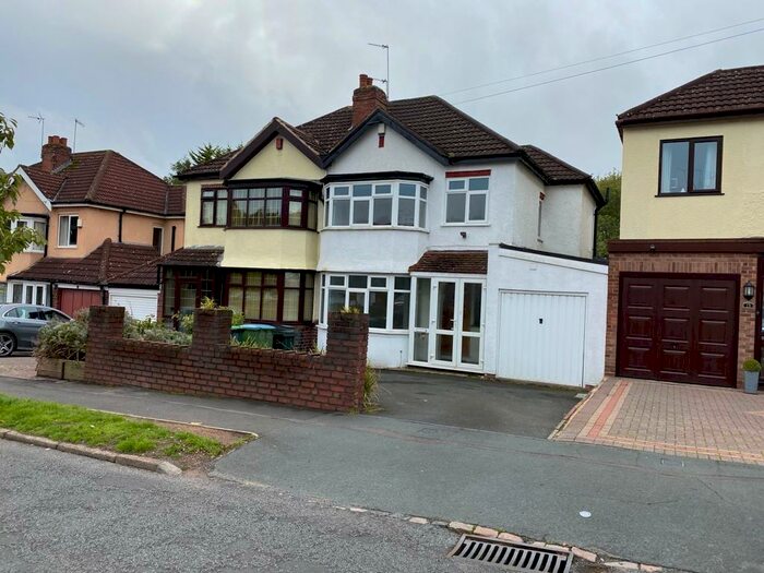 3 Bedroom Semi-Detached House To Rent In Forest Road, Oldbury, West Midlands, B68