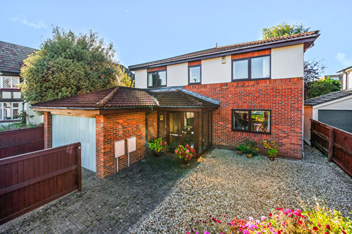 4 Bedroom Detached House For Sale In Henley Grove, Bristol, BS9