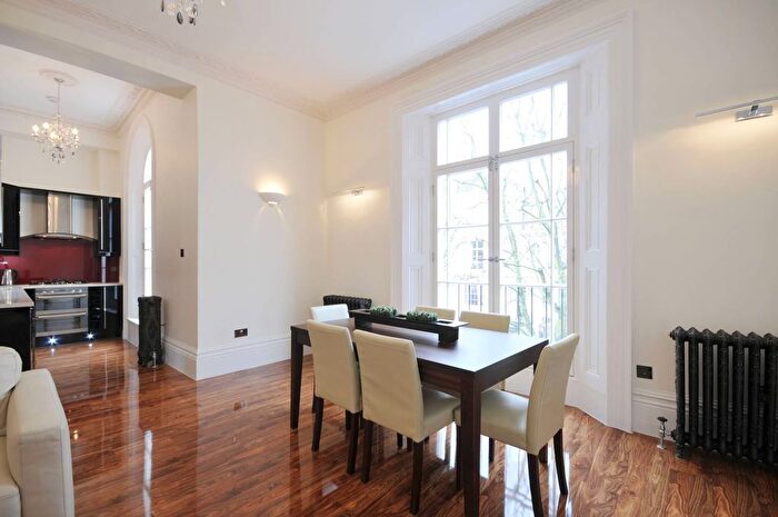 1 Bedroom Flat For Sale In Westbourne Terrace Road, Little Venice, London, W2