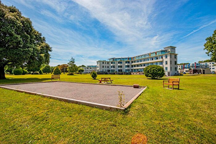 1 Bedroom Flat To Rent In Hayes Road, Sully, Penarth, CF64