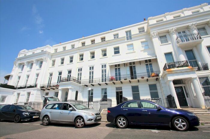 2 Bedroom Flat To Rent In Arundel Terrace, Brighton, East Sussex, BN2