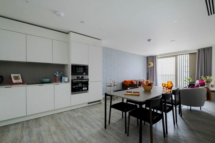 2 Bedroom Flat To Rent In Cherry Park Lane, London, E20