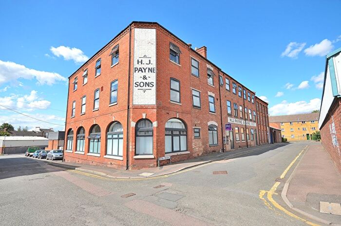 2 Bedroom Flat To Rent In Oak Street, Northampton, NN1