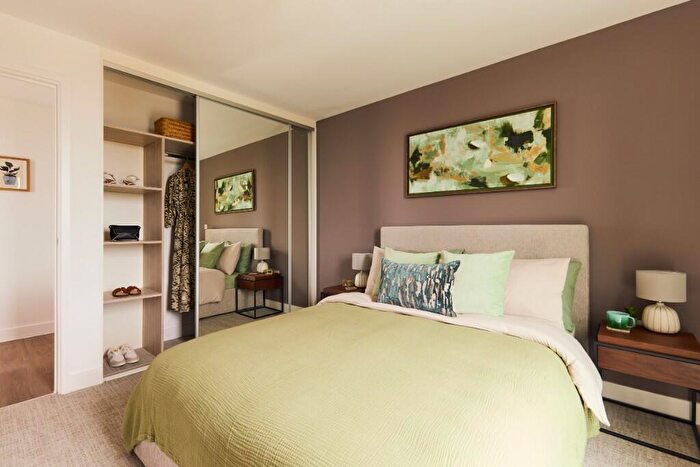 2 Bedroom Apartment To Rent In Avebury Boulevard, Milton Keynes, Buckinghamshire, MK9