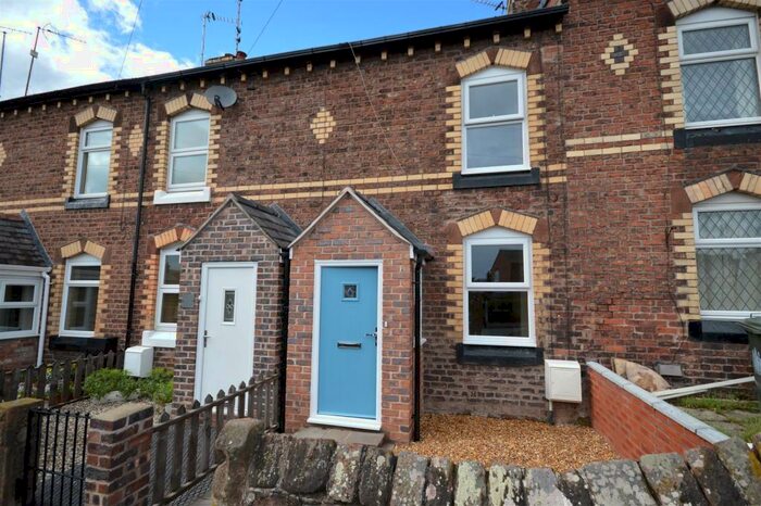 2 Bedroom Terraced House To Rent In Badger Bait Little Neston Cheshire, CH64