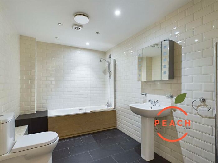 2 Bedroom Apartment To Rent In Frankie House Whitby Street, Shoreditch, E1