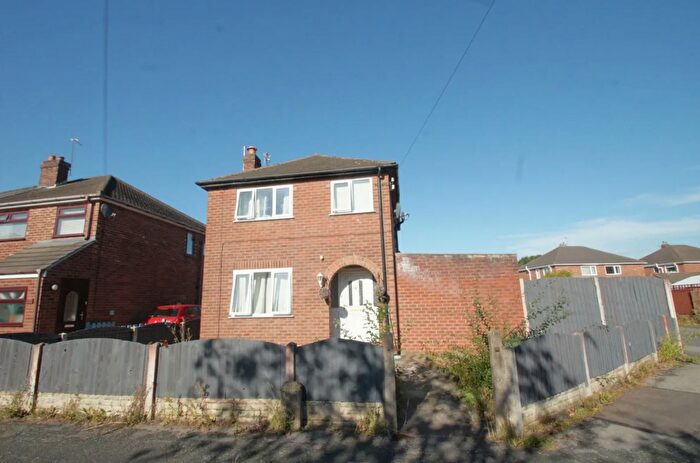 3 Bedroom Detached House For Sale In Greenlea Close, Whitby, Ellesmere Port, Cheshire, CH65