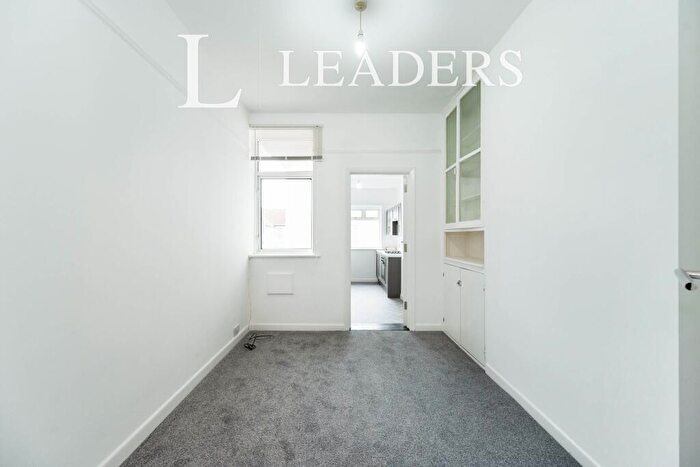 2 Bedroom Apartment To Rent In Chichester Road, Portsmouth, PO2