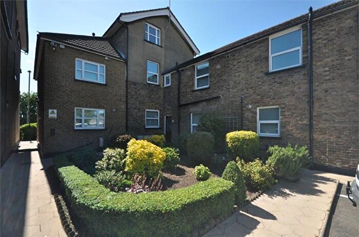 1 Bedroom Maisonette To Rent In Staines-Upon-Thames, Surrey, TW18