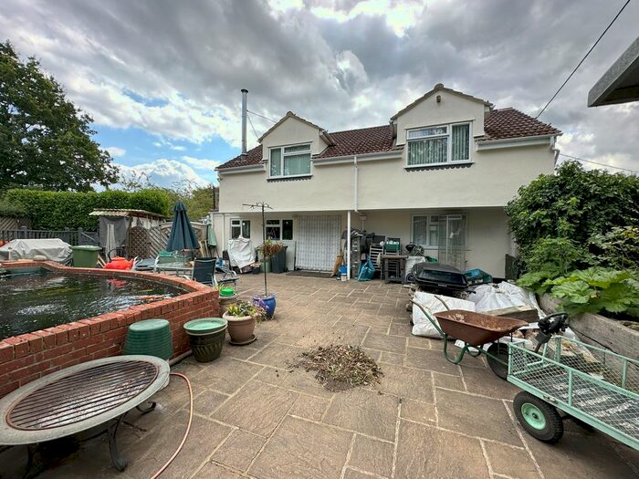 6 Bedroom Detached House For Sale In Hampstead Lane, Yalding, ME18