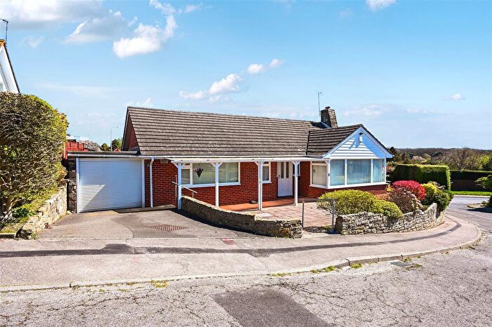 2 Bedroom Bungalow For Sale In Firtree Close, Bexhill-On-Sea, TN39