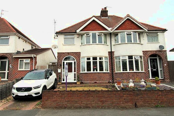 3 Bedroom Semi-Detached House To Rent In Hilderic Crescent, Dudley, DY1