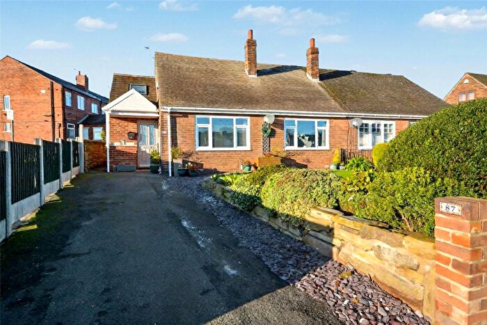 3 Bedroom Semi Detached House For Sale In Ouzlewell Green, Lofthouse, Wakefield, West Yorkshire, WF3