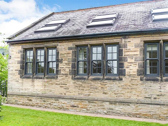 2 Bedroom Flat For Sale In Yeoman View, New Church Street, Pateley Bridge, Harrogate, HG3