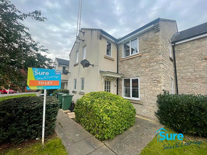 2 Bedroom Semi Detached House To Rent In Cardinal Drive, Tuffley., GL4