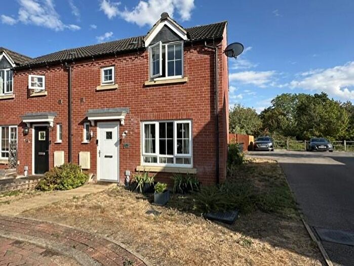 3 Bedroom Semi-Detached House To Rent In Turner Drive, Ely, CB7