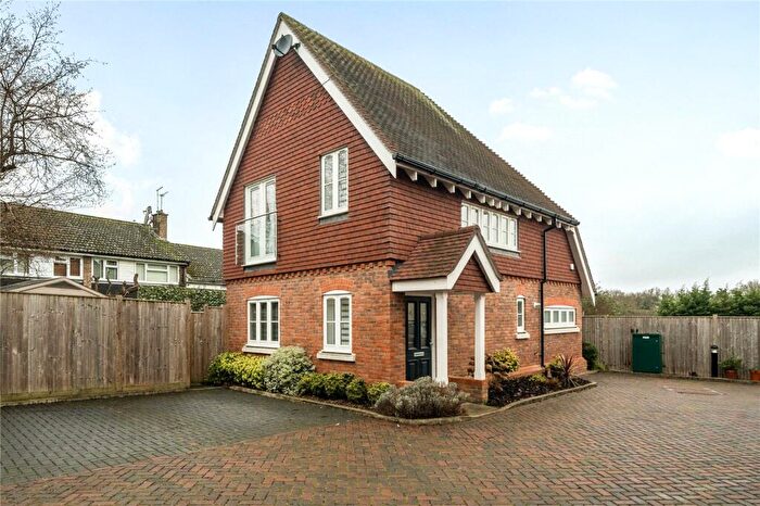 2 Bedroom Detached House For Sale In Old Julius Yard, Wrecclesham, Farnham, GU10