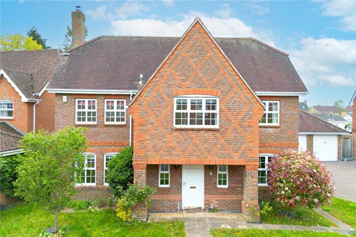 5 Bedroom Detached House For Sale In Night Owls, Greenham, Thatcham, Berkshire, RG19