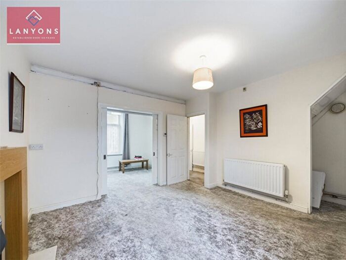 3 Bedroom End Of Terrace House For Sale In Lewis Street, Pentre, Rhondda Cynon Taf, CF41