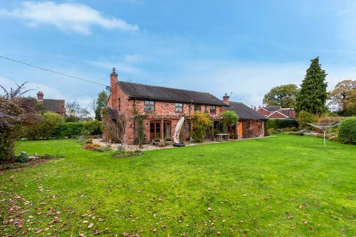 6 Bedroom Detached House For Sale In Wallhill Lane, Brownlow, Congleton, CW12