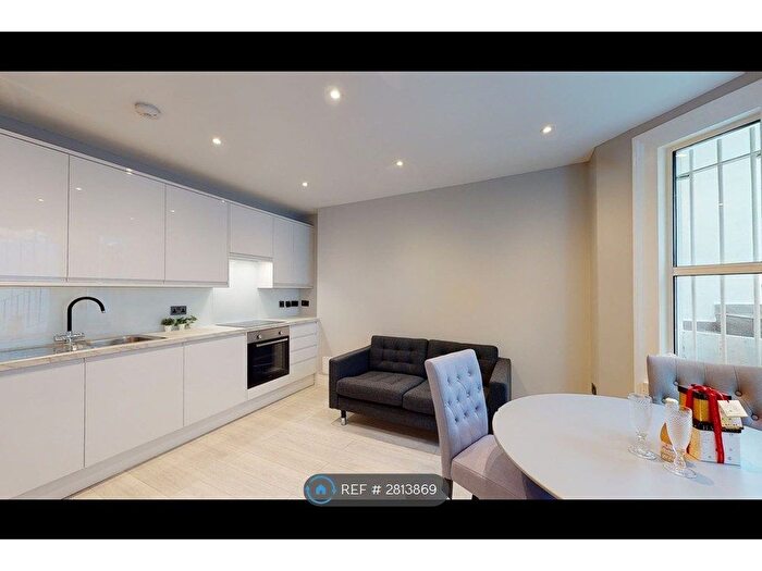 2 Bedroom Flat To Rent In Overstone Road, London, W6
