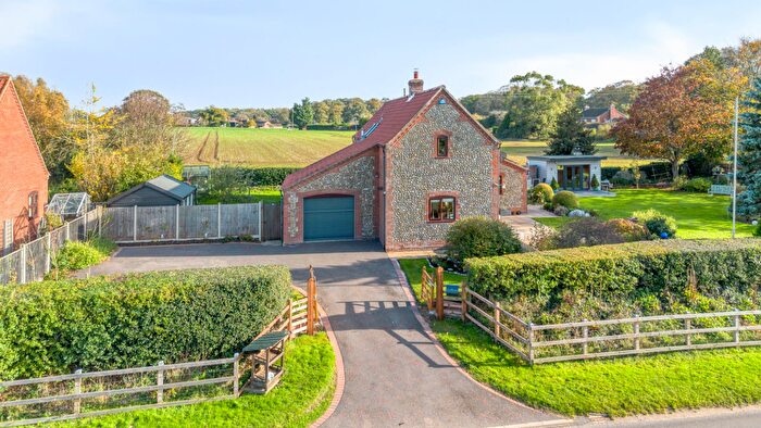 4 Bedroom Detached House For Sale In Meticulously Maintained Home In Hanworth, NR11